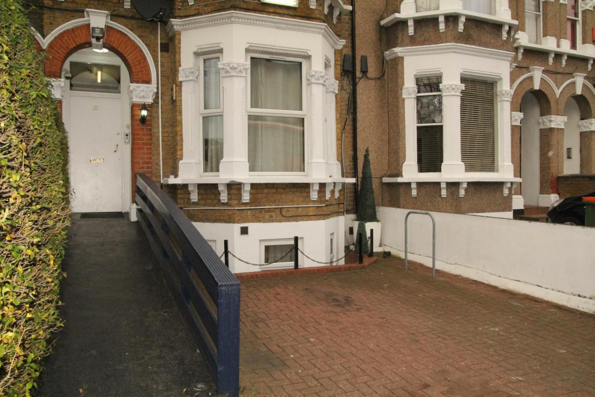 London Olympus Hotel Εξωτερικό φωτογραφία